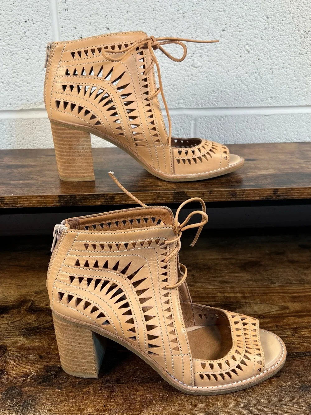 Jeffrey Campbell Shoes Tan Stack Heel Sandals Cut Out Peep Toe Ankle Bootie 8.5